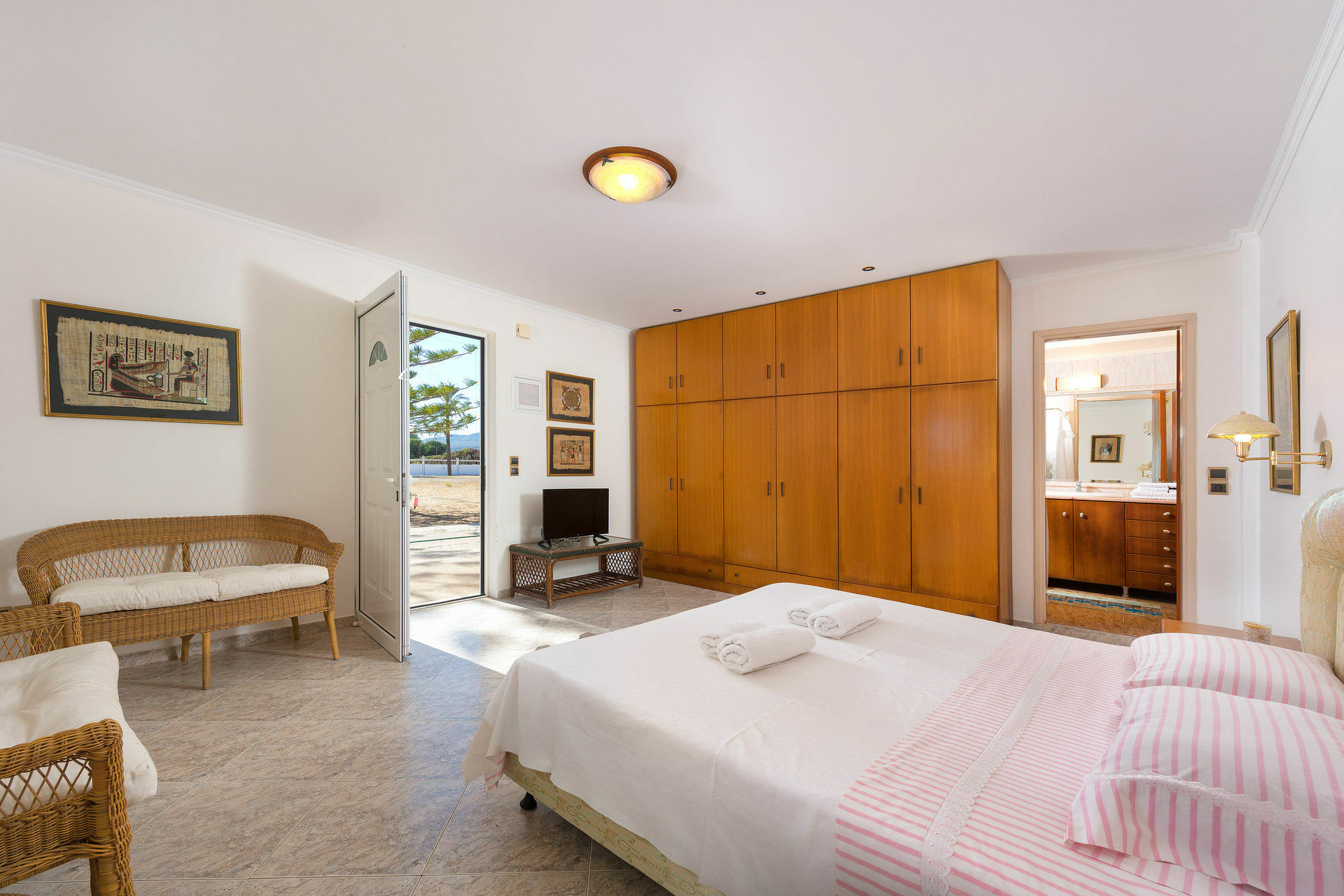 Villa Maria Beachfront Residence 키오타리 외부 사진