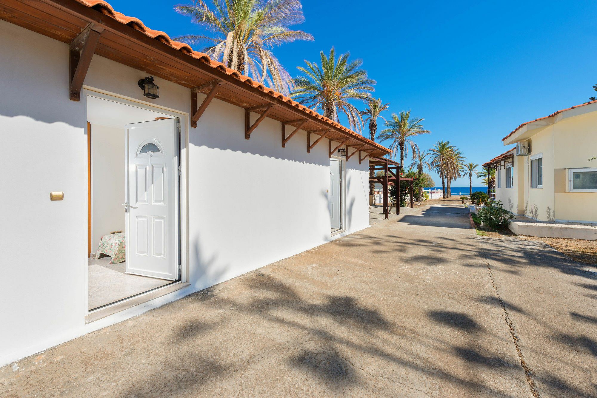 Villa Maria Beachfront Residence 키오타리 외부 사진