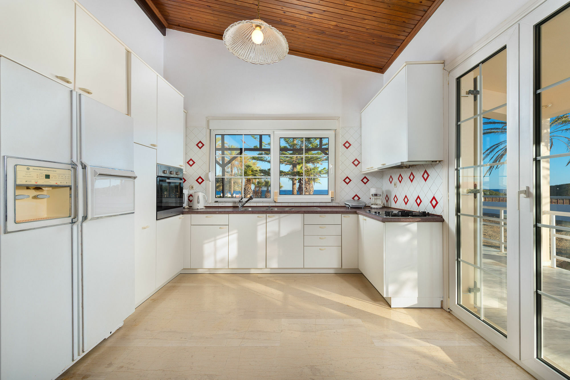 Villa Maria Beachfront Residence 키오타리 외부 사진